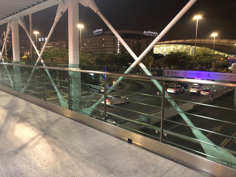 立交橋不銹鋼管防護(hù)欄